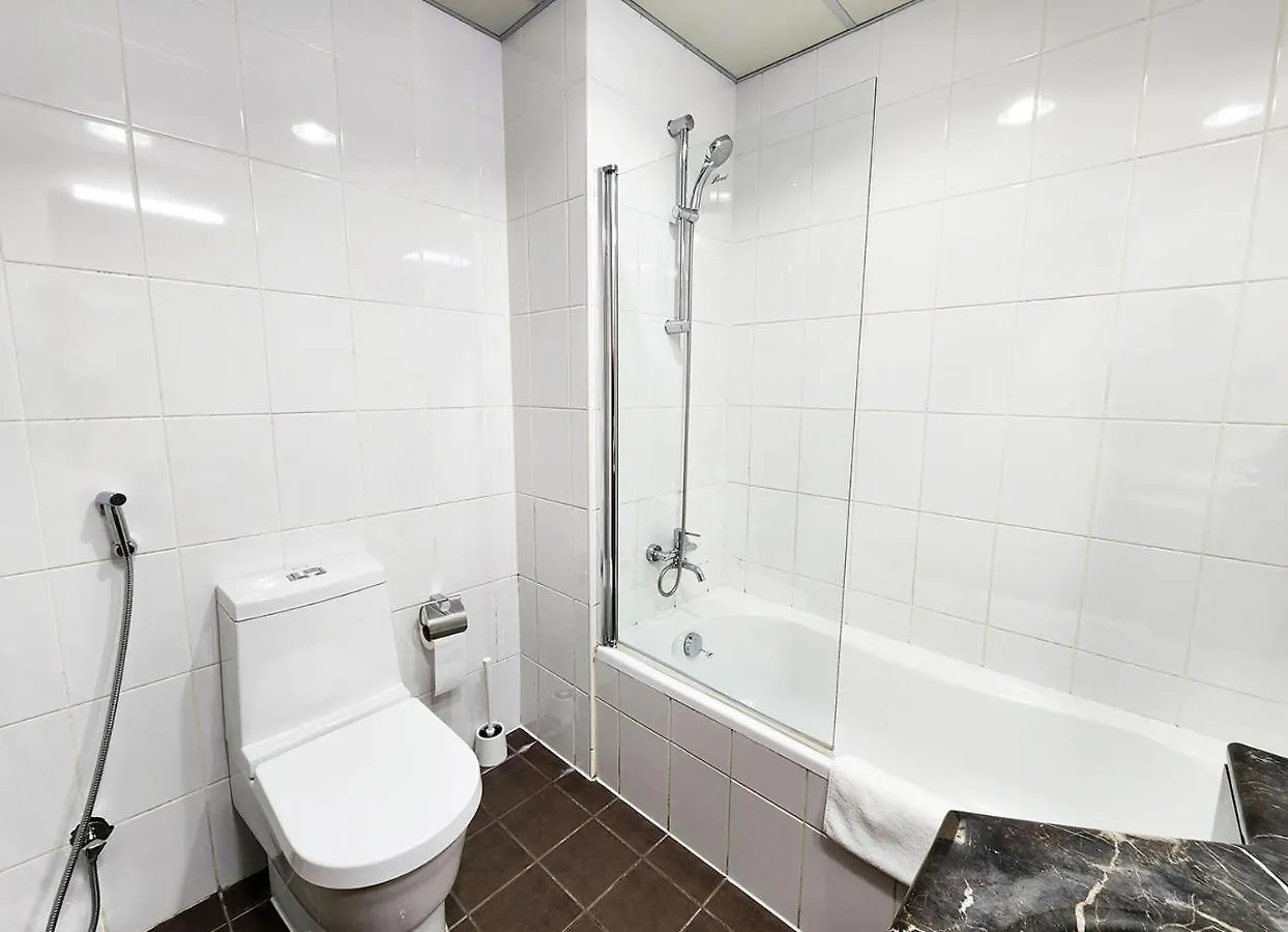 Apartment Rh- Contemporary Living, Studio, Near Burj Khalifa Dubai United Arab Emirates